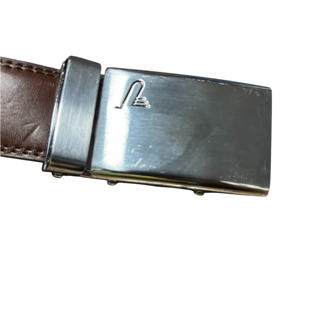 Mission belt. EUC mocha brown measures 50” end to end